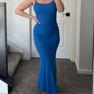 Elegant Blue Maxi Dress